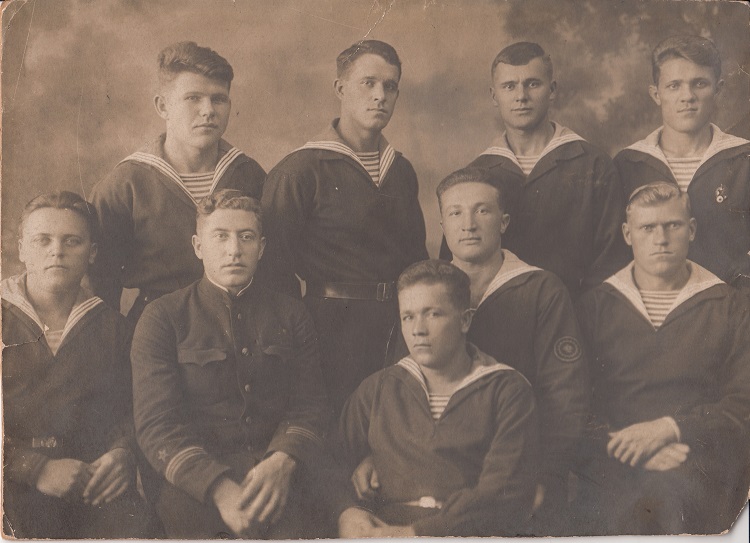 Orest Evgenievich Monfor (third left) with fellow submariners of his training squad (Leningrad, circa 1938)